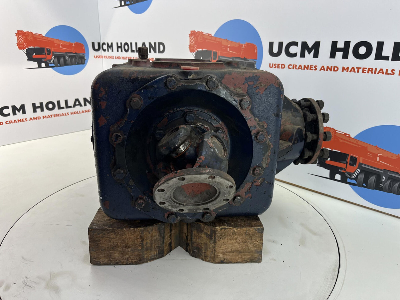 Krupp KMK 4070 diff box - Diferențial pentru Automacara: Foto 3 Krupp KMK 4070 diff box - Diferențial pentru Automacara: Foto 3