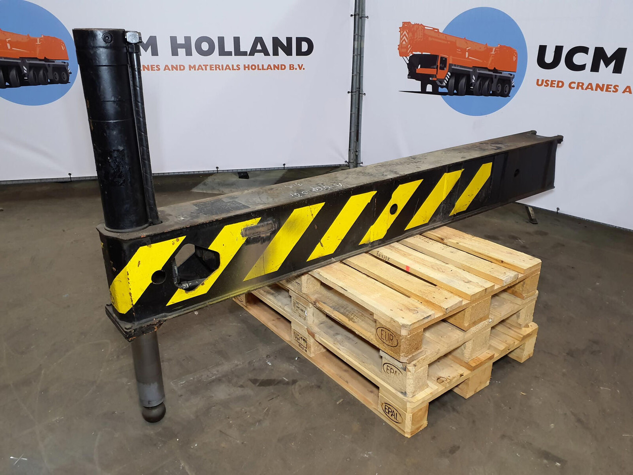 Liebherr LTM 1035/2 sliding beam complete - Suspensie pentru Macara: Foto 2 Liebherr LTM 1035/2 sliding beam complete - Suspensie pentru Macara: Foto 2