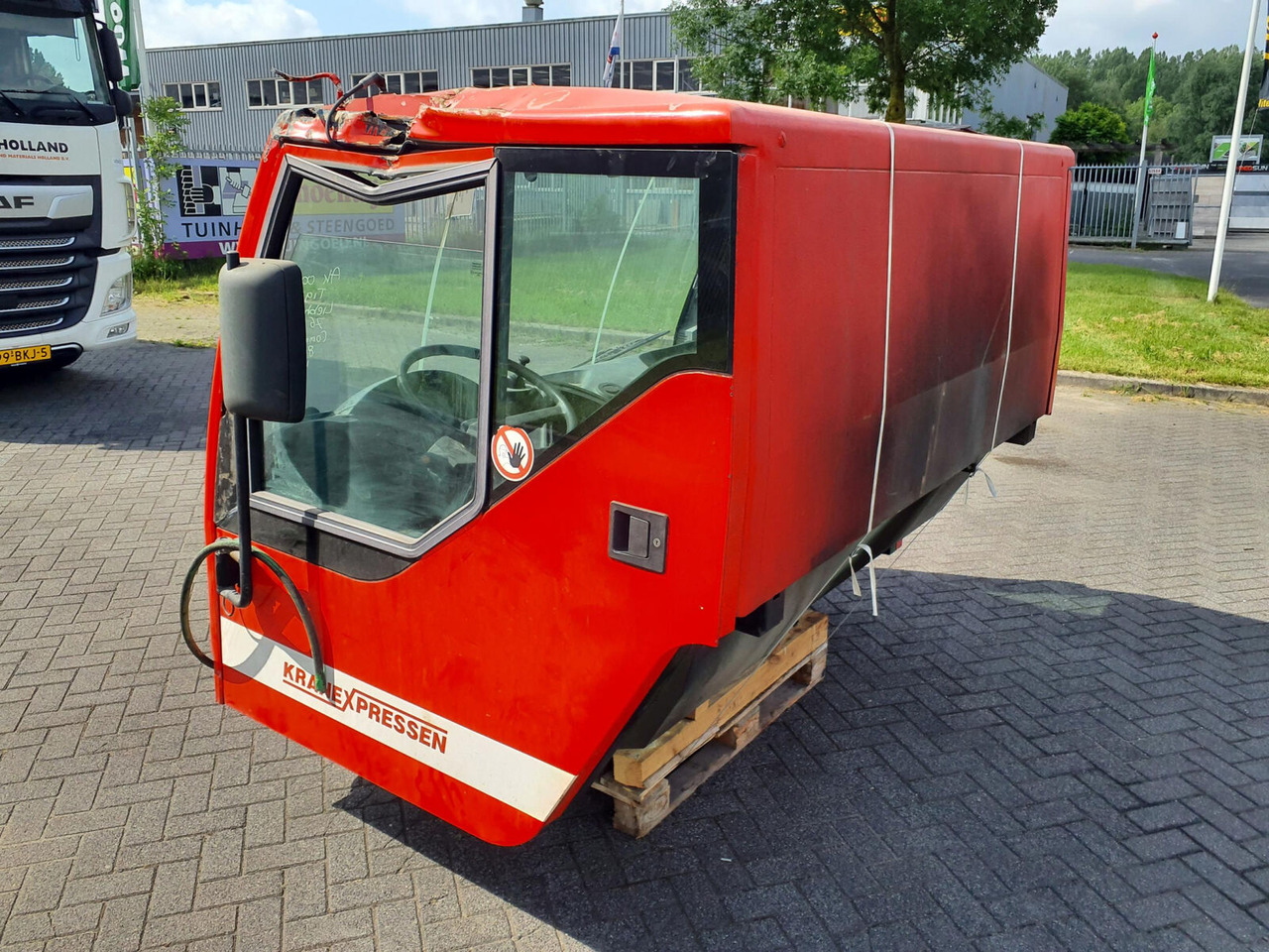 Liebherr LTM 1060-2 lower cabin - Cabină pentru Automacara: Foto 3 Liebherr LTM 1060-2 lower cabin - Cabină pentru Automacara: Foto 3