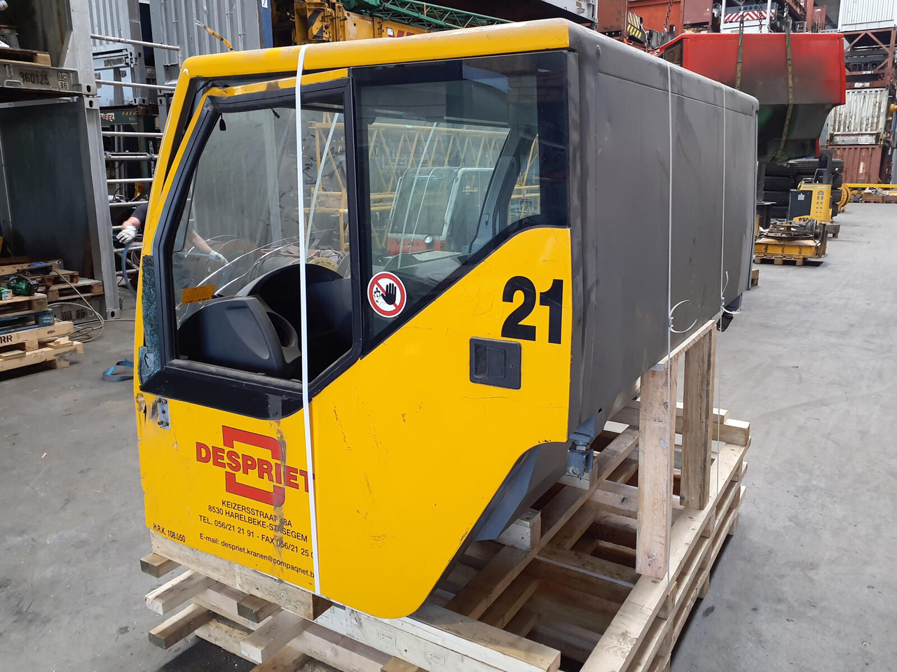 Liebherr LTM 1060-2 lower cabin - Cabină pentru Automacara: Foto 2 Liebherr LTM 1060-2 lower cabin - Cabină pentru Automacara: Foto 2