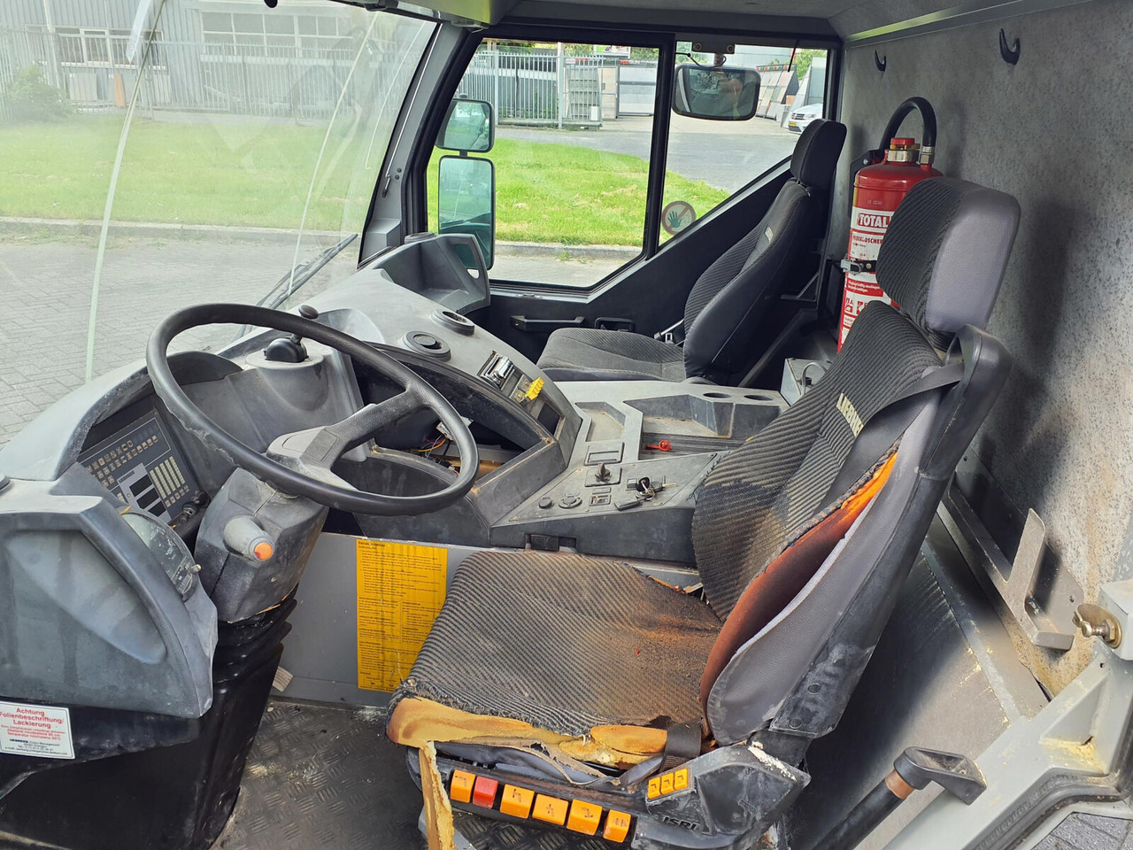 Liebherr LTM 1060-2 lower cabin - Cabină pentru Automacara: Foto 5 Liebherr LTM 1060-2 lower cabin - Cabină pentru Automacara: Foto 5