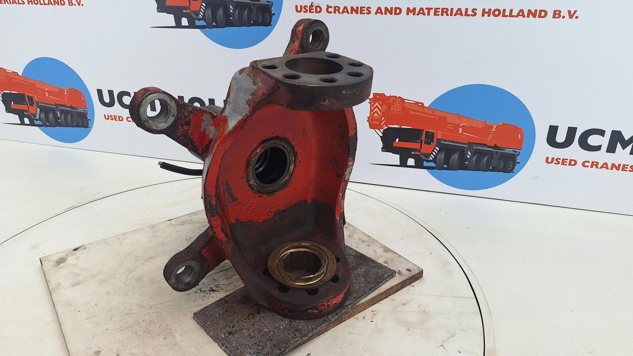 Liebherr LTM 1060 Steering knuckle axle 1 - Fuzeta pentru Automacara: Foto 4 Liebherr LTM 1060 Steering knuckle axle 1 - Fuzeta pentru Automacara: Foto 4