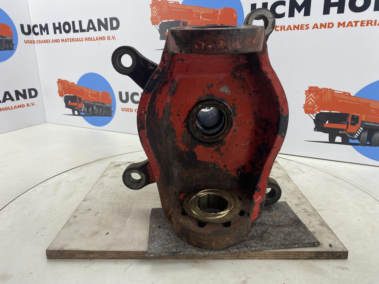 Liebherr LTM 1060 Steering knuckle axle 1 and 2 - Fuzeta pentru Automacara: Foto 5 Liebherr LTM 1060 Steering knuckle axle 1 and 2 - Fuzeta pentru Automacara: Foto 5