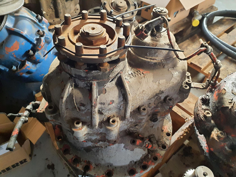 Liebherr LTM 1060 mid differential axle 2 13x35 - Diferențial pentru Macara: Foto 1 Liebherr LTM 1060 mid differential axle 2 13x35 - Diferențial pentru Macara: Foto 1