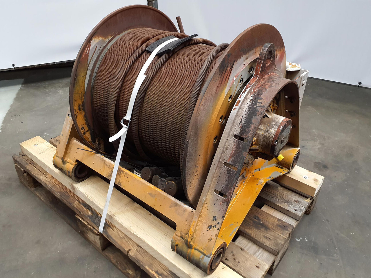Liebherr LTM 1070-4.2 winch - Troliu pentru Automacara: Foto 4 Liebherr LTM 1070-4.2 winch - Troliu pentru Automacara: Foto 4
