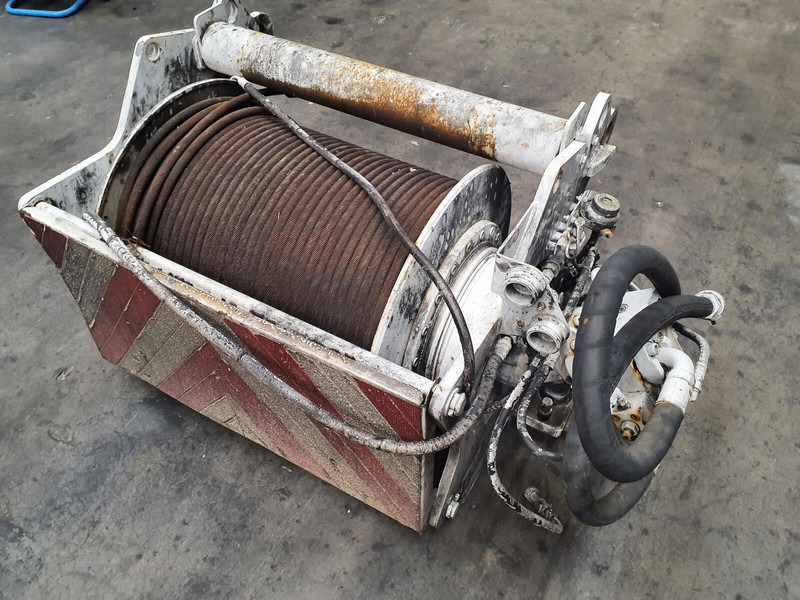 Liebherr LTM 1080-1 2nd winch - Macara montată: Foto 3 Liebherr LTM 1080-1 2nd winch - Macara montată: Foto 3
