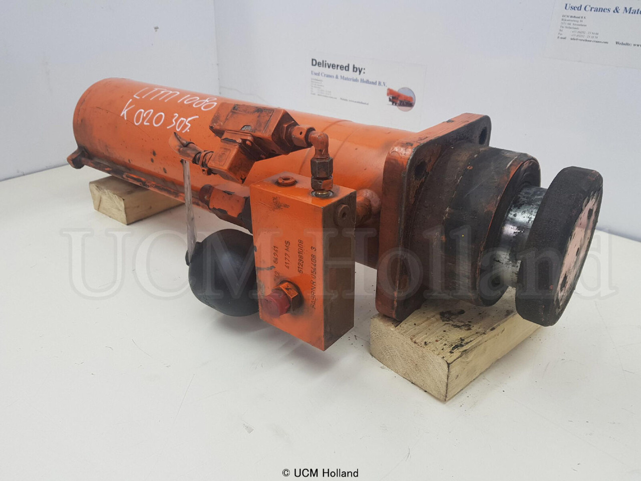 Liebherr LTM 1080-1 ballast extension ram - Cilindru hidraulic pentru Automacara: Foto 2 Liebherr LTM 1080-1 ballast extension ram - Cilindru hidraulic pentru Automacara: Foto 2