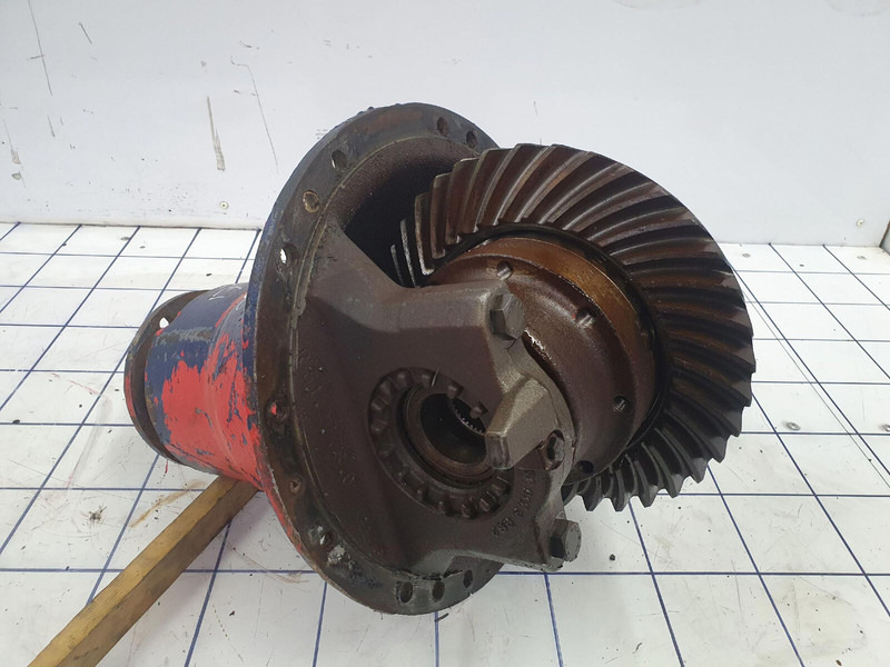 Liebherr LTM 1090 axle 1 end differential 17x36 - Diferențial pentru Macara: Foto 1 Liebherr LTM 1090 axle 1 end differential 17x36 - Diferențial pentru Macara: Foto 1