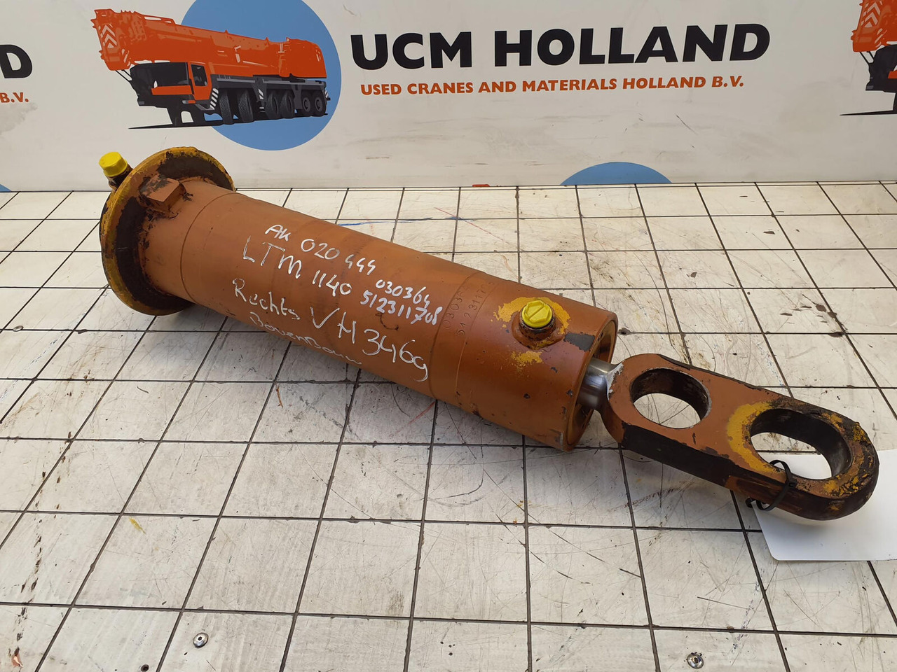 Liebherr LTM 1140 counterweight hydro cylinder - Cilindru hidraulic pentru Automacara: Foto 4 Liebherr LTM 1140 counterweight hydro cylinder - Cilindru hidraulic pentru Automacara: Foto 4