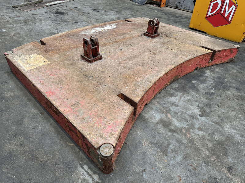 Liebherr LTM 1160 counterweight 13,5 ton - Contragreutate pentru Utilaje constructii: Foto 1 Liebherr LTM 1160 counterweight 13,5 ton - Contragreutate pentru Utilaje constructii: Foto 1