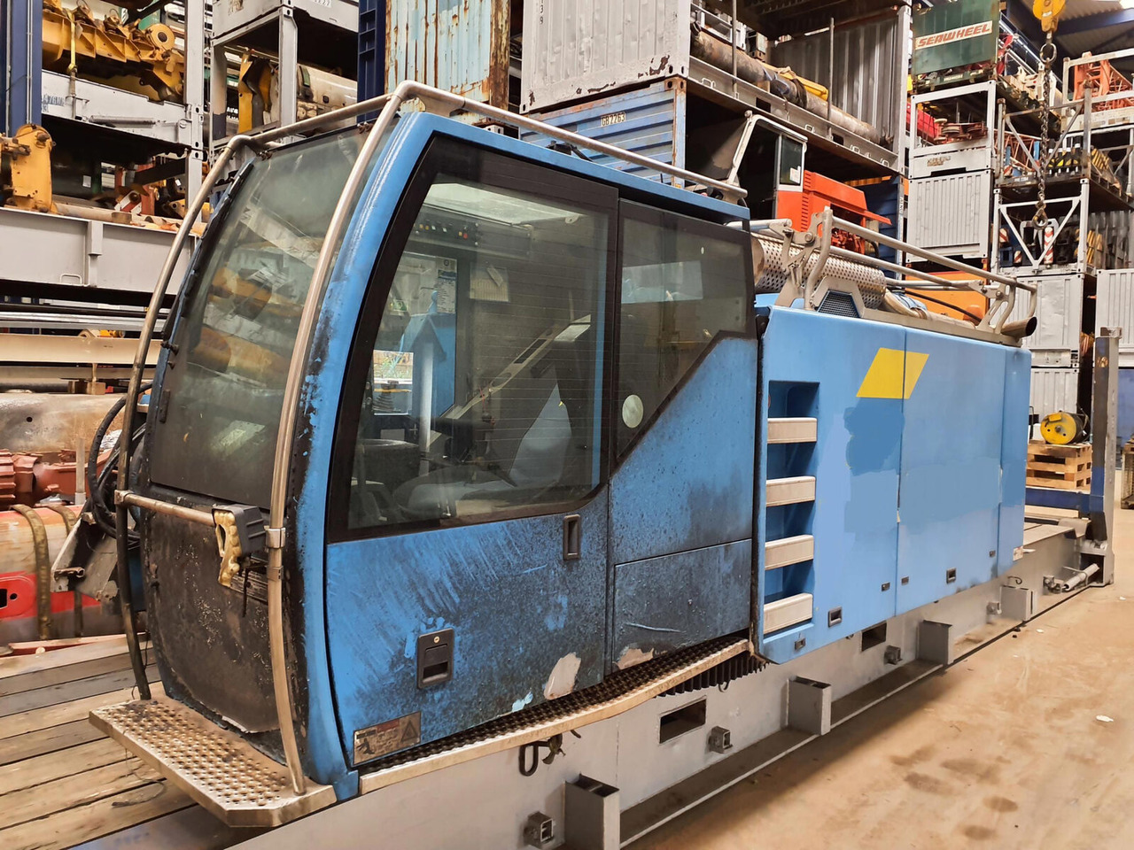 Liebherr LTM 1400-7.1 Complete Upper Frame - Cadru/ Şasiu pentru Automacara: Foto 1 Liebherr LTM 1400-7.1 Complete Upper Frame - Cadru/ Şasiu pentru Automacara: Foto 1