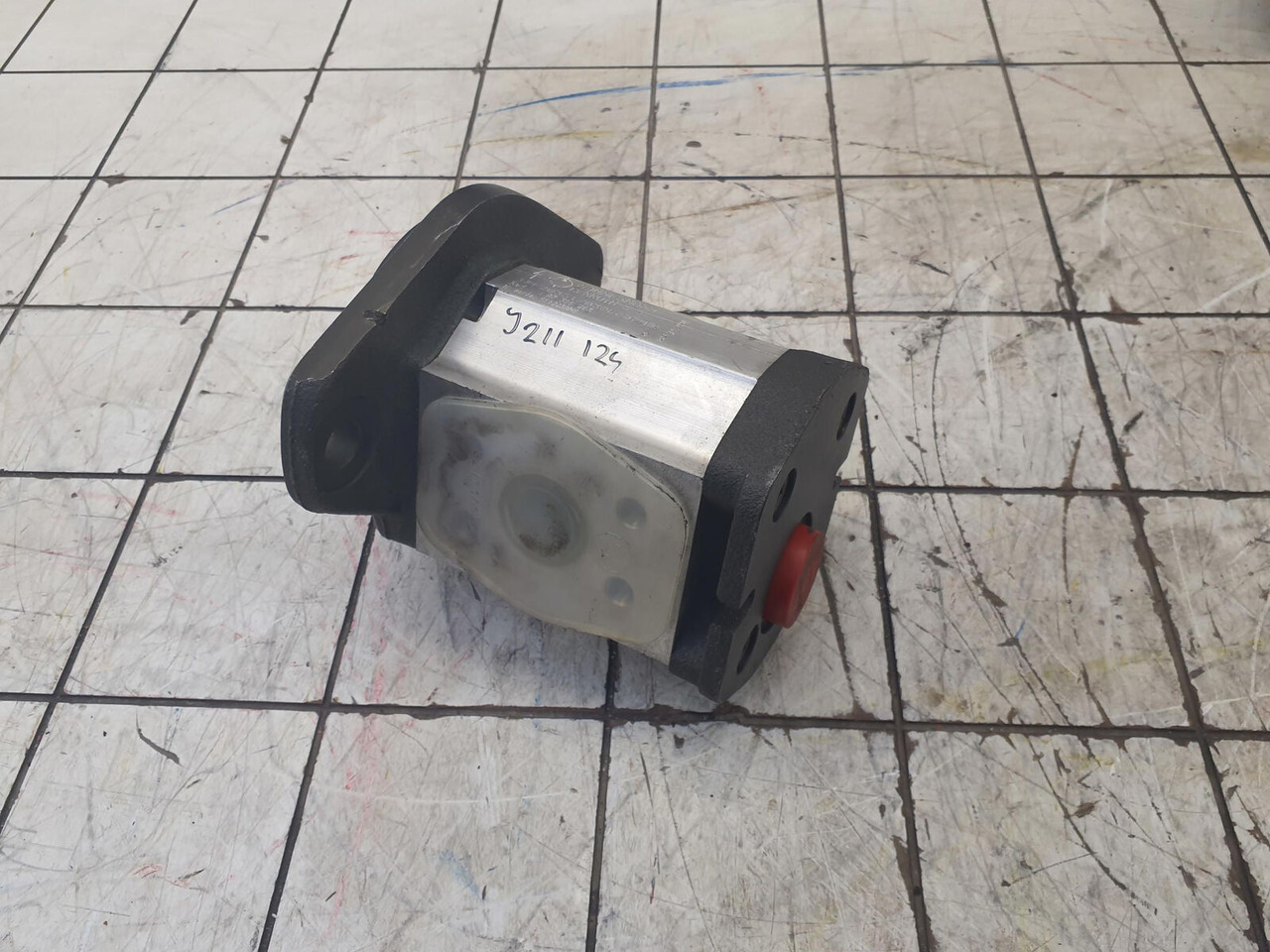 Rexroth Mannesmann Rexroth gear pump - Pompa hidraulica pentru Macara: Foto 2 Rexroth Mannesmann Rexroth gear pump - Pompa hidraulica pentru Macara: Foto 2