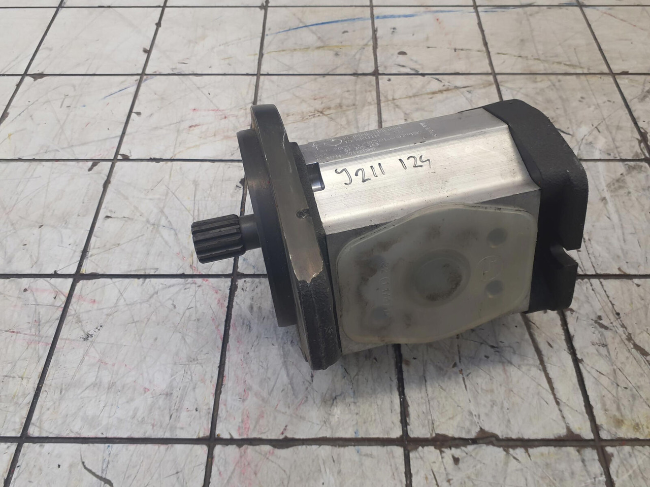 Rexroth Mannesmann Rexroth gear pump - Pompa hidraulica pentru Macara: Foto 1 Rexroth Mannesmann Rexroth gear pump - Pompa hidraulica pentru Macara: Foto 1