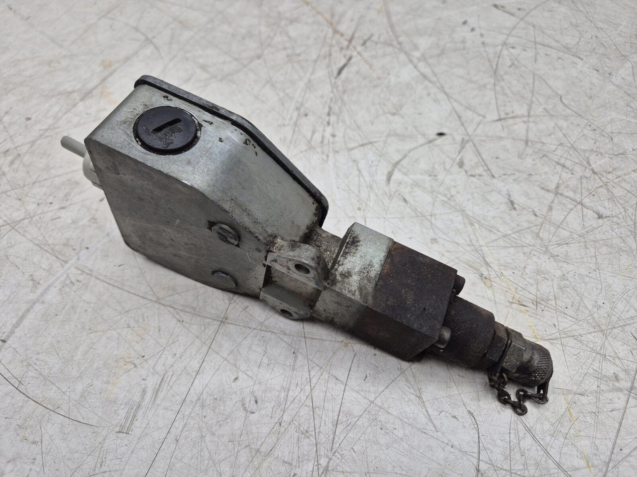 Rexroth Rexroth Pressure Switch HED-1-0A-40/350-L24 - Sistem electric pentru Macara: Foto 3 Rexroth Rexroth Pressure Switch HED-1-0A-40/350-L24 - Sistem electric pentru Macara: Foto 3