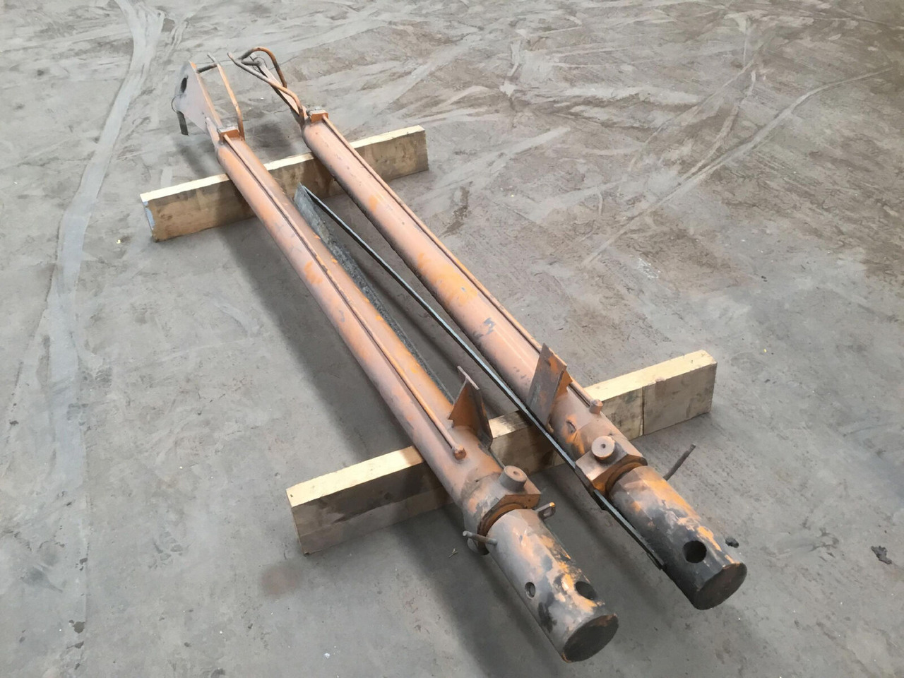 Spierings SK 488 AT4 boom cylinder set - Cilindru hidraulic pentru Macara turn: Foto 2 Spierings SK 488 AT4 boom cylinder set - Cilindru hidraulic pentru Macara turn: Foto 2