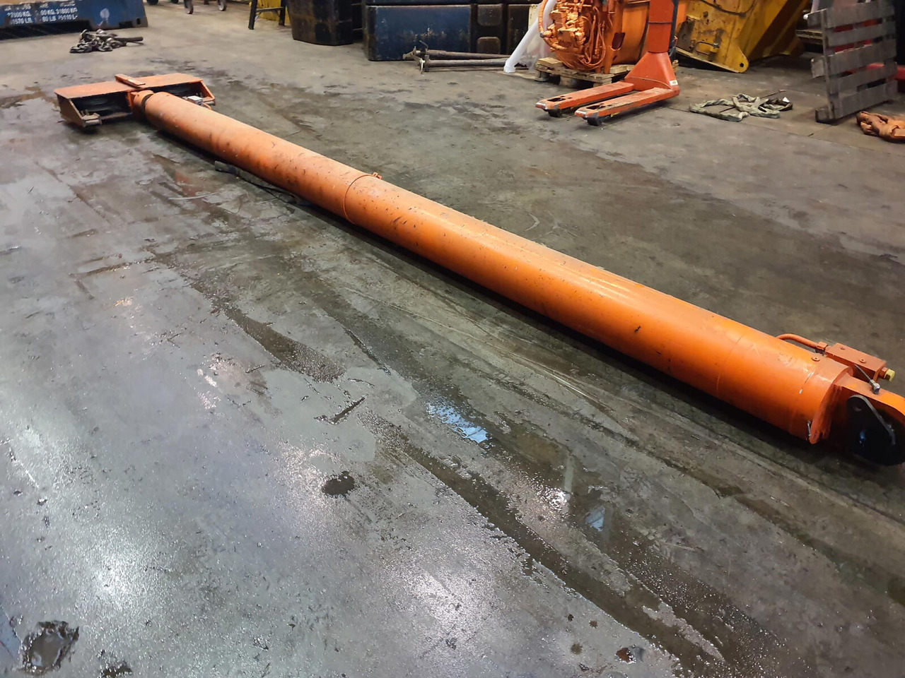 Spierings SK 598 AT5 erection cylinder - Cilindru hidraulic pentru Automacara: Foto 3 Spierings SK 598 AT5 erection cylinder - Cilindru hidraulic pentru Automacara: Foto 3