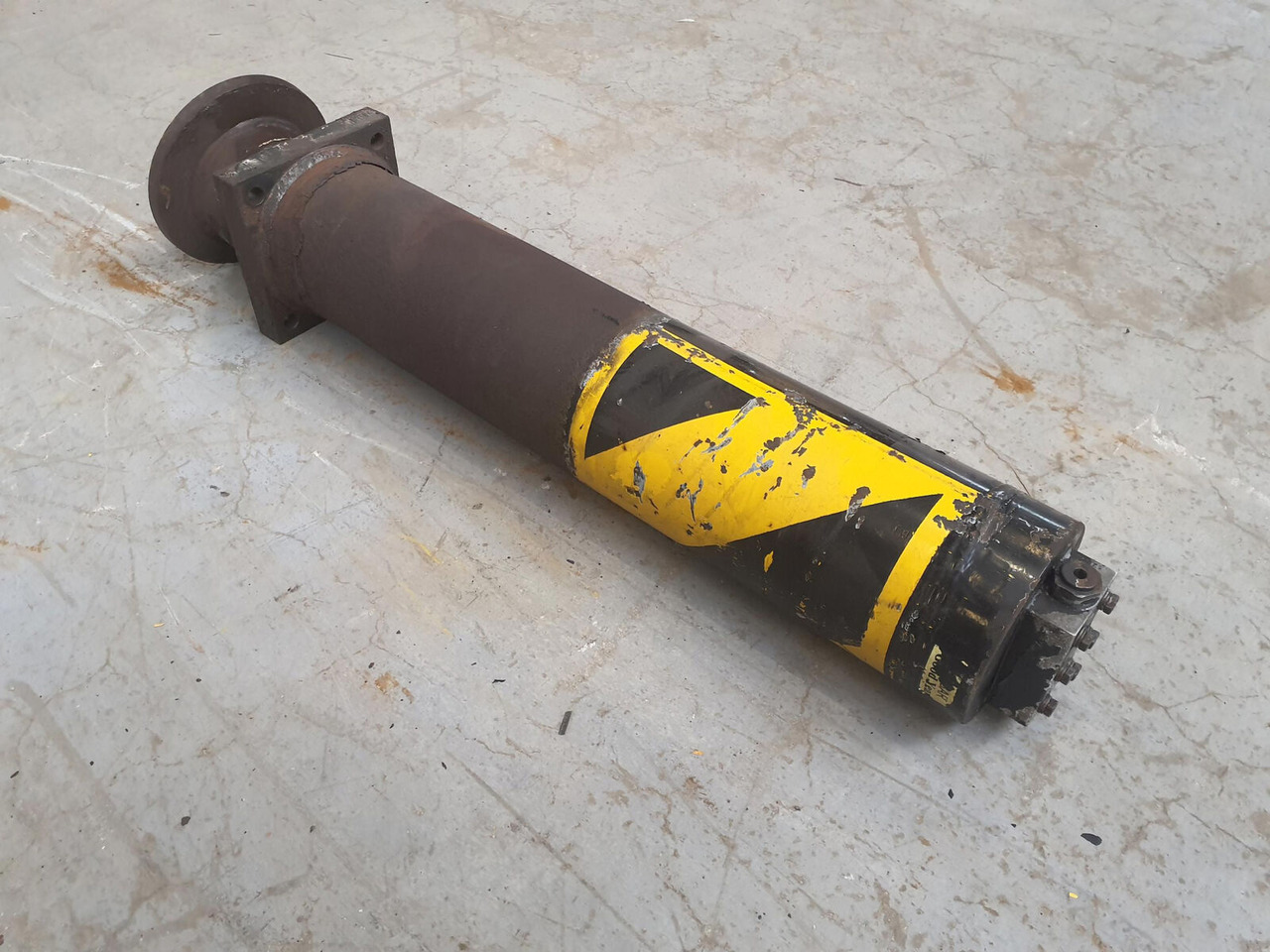 Spierings SK 598 Outrigger cylinder - Cilindru hidraulic pentru Automacara: Foto 1 Spierings SK 598 Outrigger cylinder - Cilindru hidraulic pentru Automacara: Foto 1