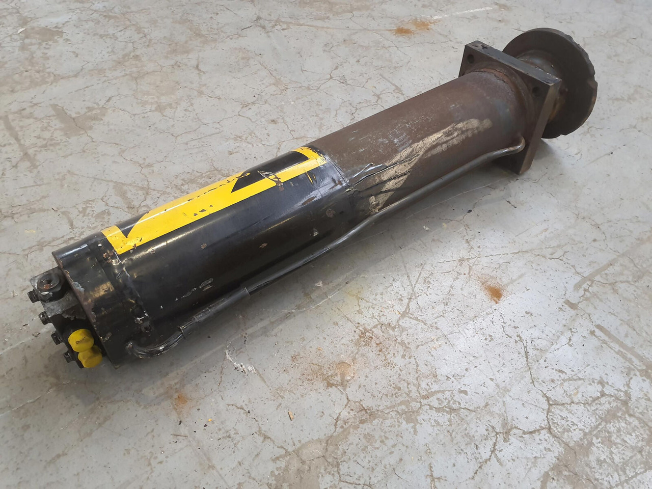 Spierings SK 598 Outrigger cylinder - Cilindru hidraulic pentru Macara: Foto 2 Spierings SK 598 Outrigger cylinder - Cilindru hidraulic pentru Macara: Foto 2
