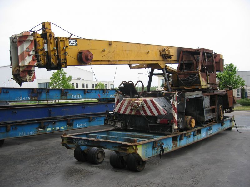 Terex 280 ATT for parts - Automacara: Foto 2 Terex 280 ATT for parts - Automacara: Foto 2