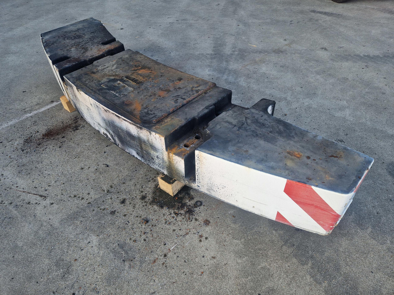 Terex AC 40 CITY counterweight 2.35T - Contragreutate pentru Automacara: Foto 1 Terex AC 40 CITY counterweight 2.35T - Contragreutate pentru Automacara: Foto 1