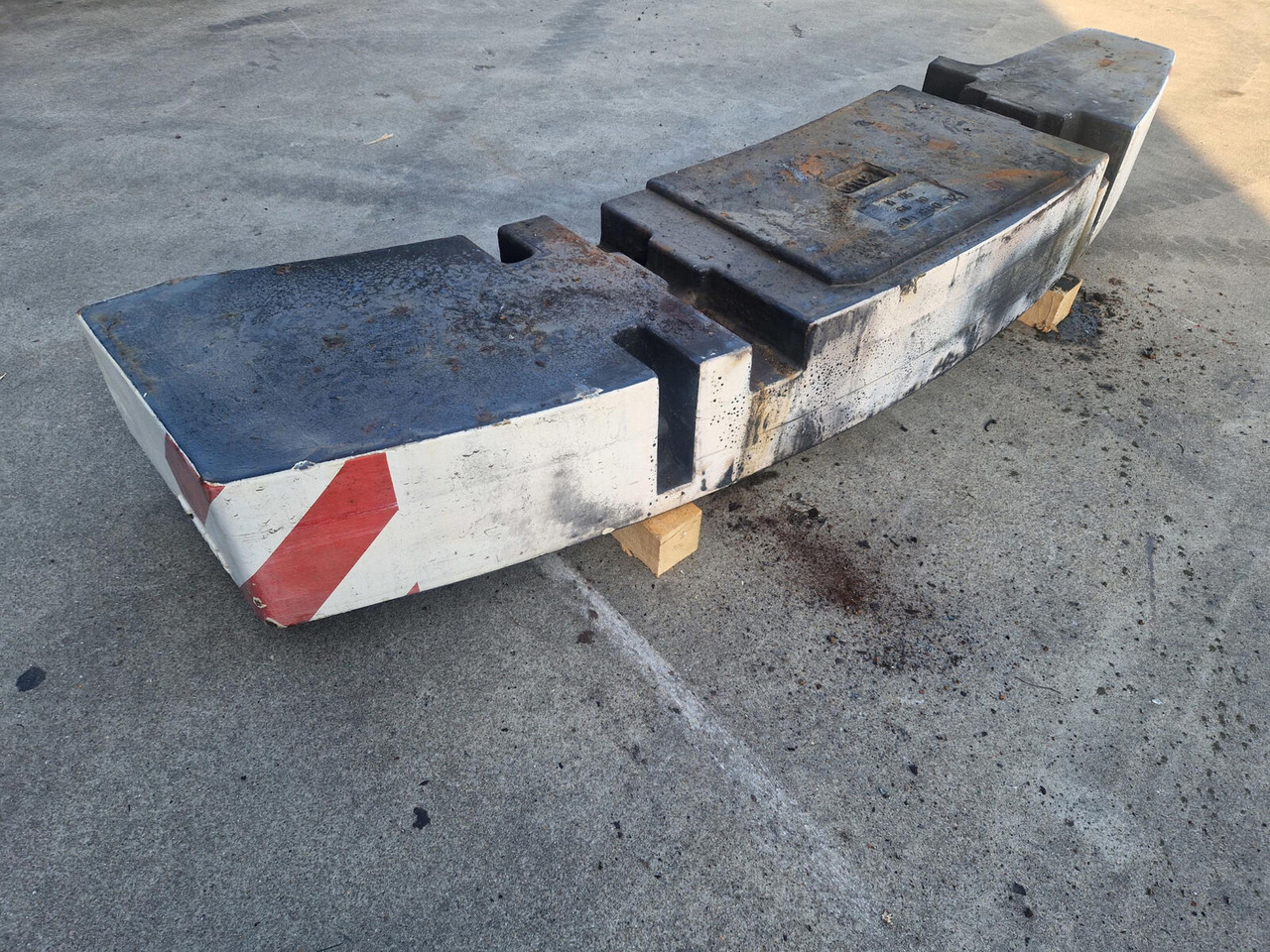 Terex AC 40 CITY counterweight 2.35T - Contragreutate pentru Automacara: Foto 4 Terex AC 40 CITY counterweight 2.35T - Contragreutate pentru Automacara: Foto 4