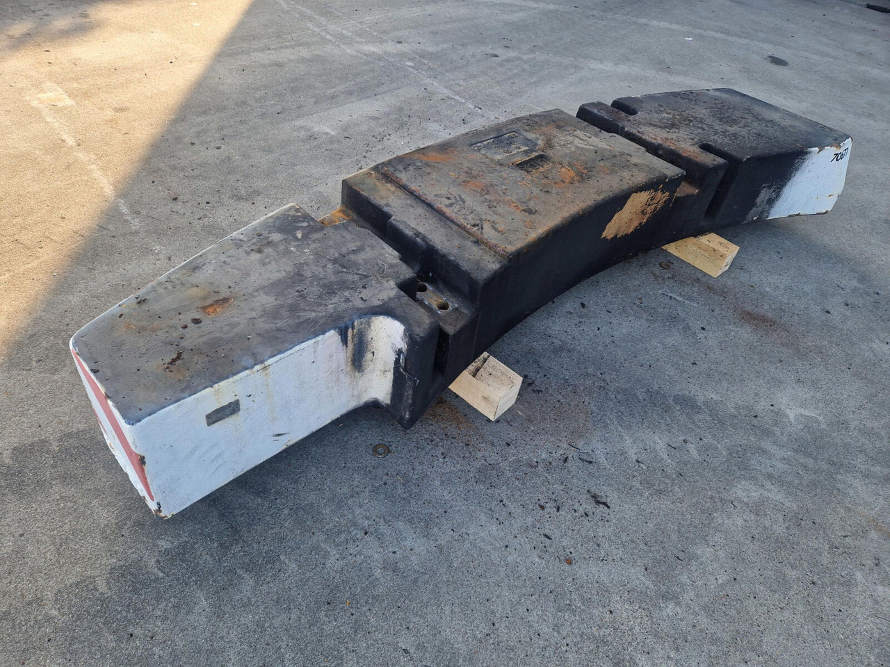 Terex AC 40 CITY counterweight 2.35T - Contragreutate pentru Automacara: Foto 2 Terex AC 40 CITY counterweight 2.35T - Contragreutate pentru Automacara: Foto 2