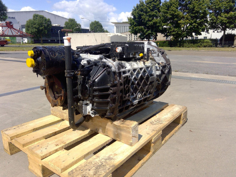 ZF ATF 60-4 gearbox ZF ECOSPLIT 16 S 151 - Cutie de viteze pentru Macara: Foto 4 ZF ATF 60-4 gearbox ZF ECOSPLIT 16 S 151 - Cutie de viteze pentru Macara: Foto 4
