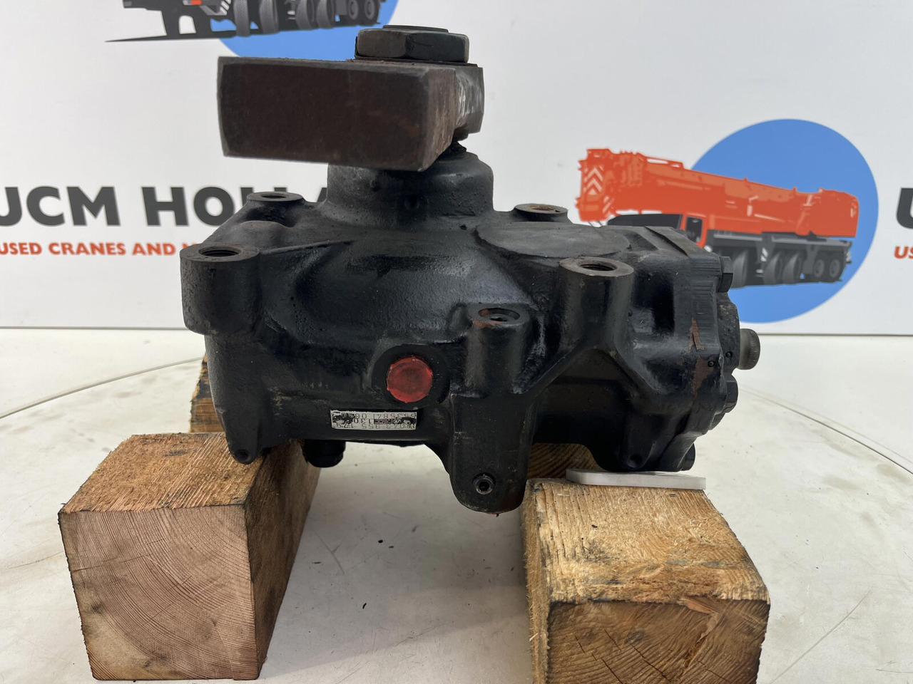 ZF Steering Box 130bar - Casetă de direcție pentru Automacara: Foto 1 ZF Steering Box 130bar - Casetă de direcție pentru Automacara: Foto 1