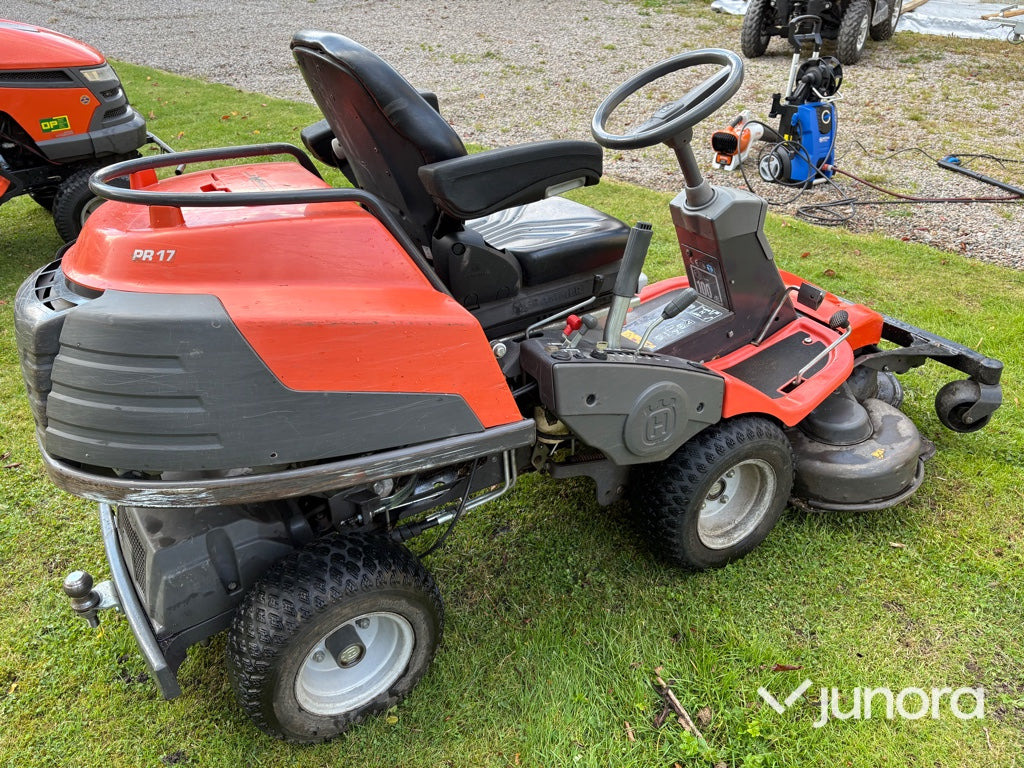 Åkgräsklippare Husqvarna PR 17 - Maşină de tuns iarba: Foto 5 Åkgräsklippare Husqvarna PR 17 - Maşină de tuns iarba: Foto 5