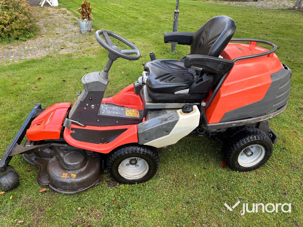 Åkgräsklippare Husqvarna PR 17 - Maşină de tuns iarba: Foto 2 Åkgräsklippare Husqvarna PR 17 - Maşină de tuns iarba: Foto 2