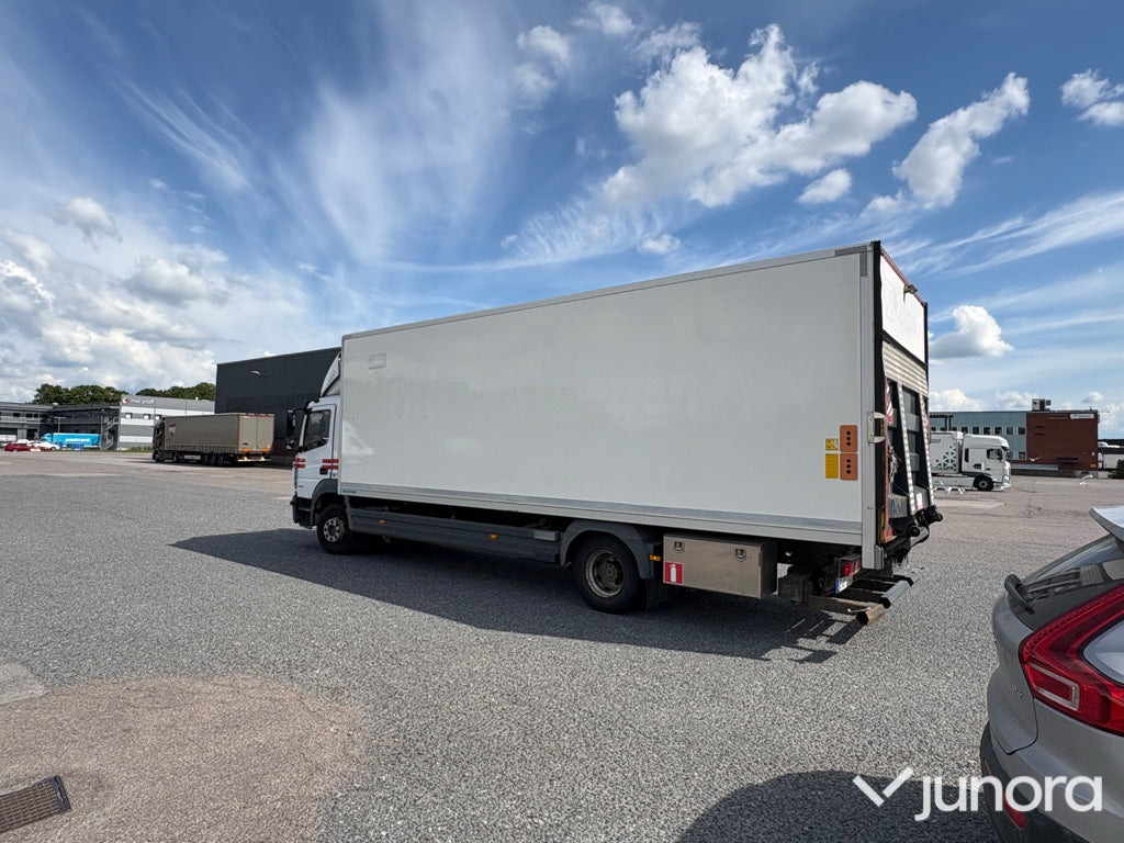 Lastbil Mercedes Atego 1223 - Alte utilaje: Foto 5 Lastbil Mercedes Atego 1223 - Alte utilaje: Foto 5