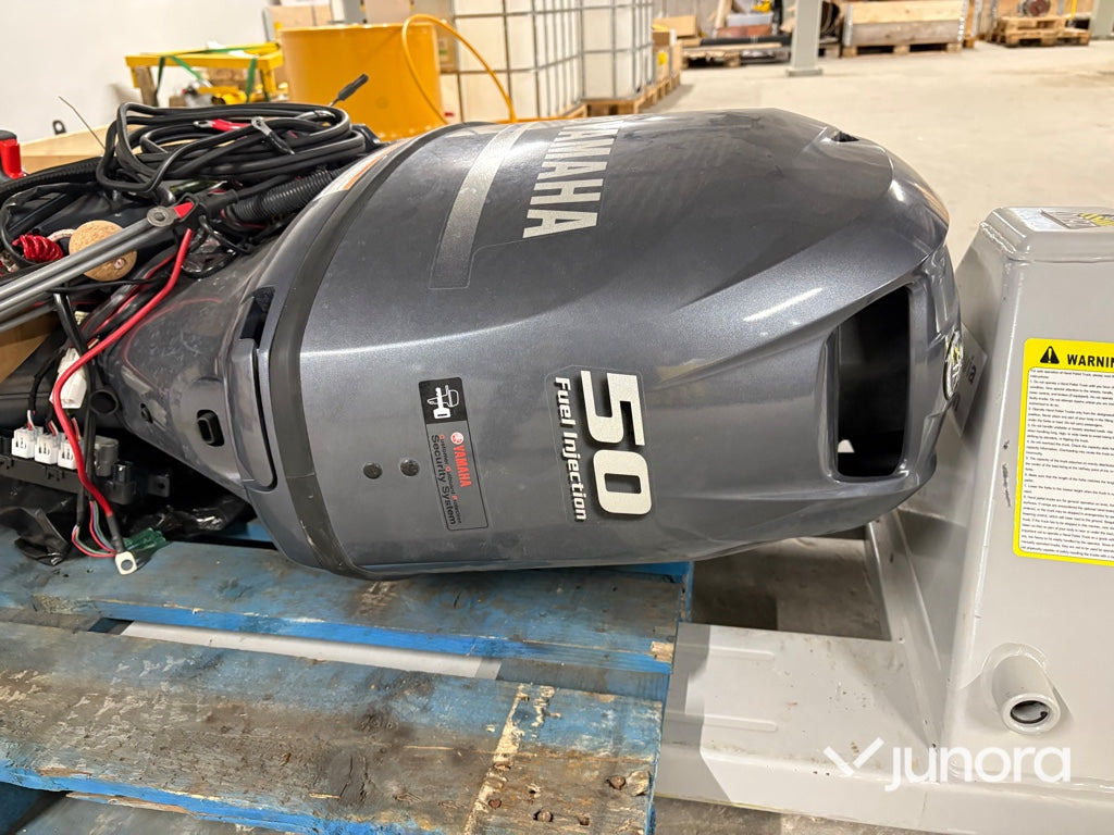 Båtmotor - Yamaha F50HETL 50HK - Motor pentru Alte utilaje: Foto 3 Båtmotor - Yamaha F50HETL 50HK - Motor pentru Alte utilaje: Foto 3