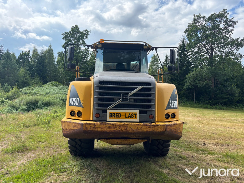 Dumper Volvo A25D - Camion articulat: Foto 3 Dumper Volvo A25D - Camion articulat: Foto 3