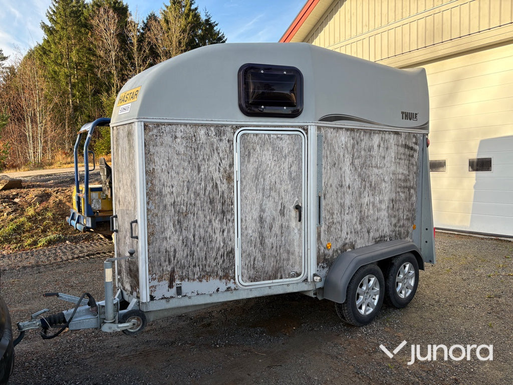 Hästtransport - Thule 150 E5 - Remorcă transport cai: Foto 1 Hästtransport - Thule 150 E5 - Remorcă transport cai: Foto 1