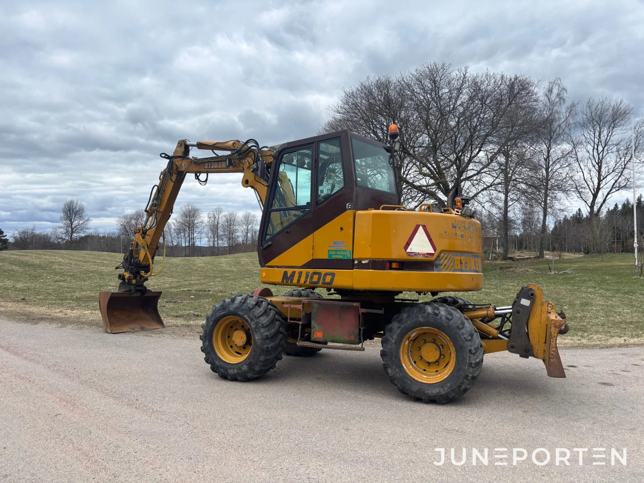 Hjulgrävare Hydrema M1100 inkl redskap - Excavator pe roţi: Foto 3 Hjulgrävare Hydrema M1100 inkl redskap - Excavator pe roţi: Foto 3