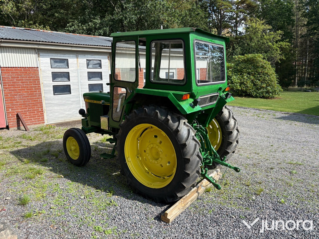 John Deere 2130 - Tractor agricol: Foto 3 John Deere 2130 - Tractor agricol: Foto 3
