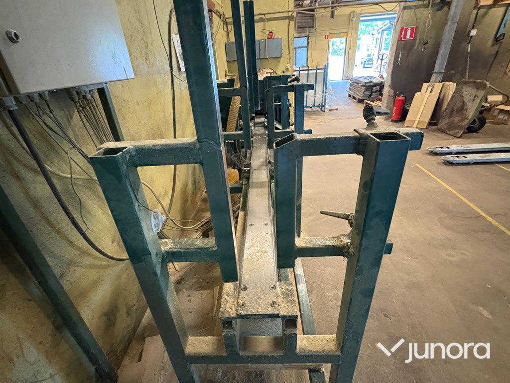 Kloss-kap - Utilaj pentru prelucrarea lemnului: Foto 3 Kloss-kap - Utilaj pentru prelucrarea lemnului: Foto 3