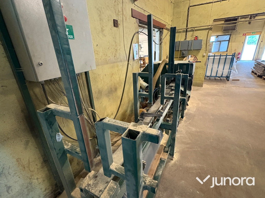 Kloss-kap - Utilaj pentru prelucrarea lemnului: Foto 2 Kloss-kap - Utilaj pentru prelucrarea lemnului: Foto 2