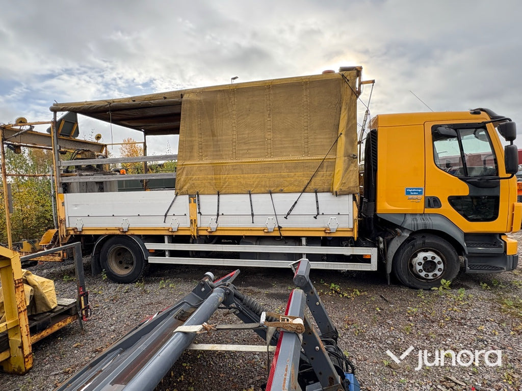 Lastbil Volvo FLL 240-280 HP 42R - Camion cu prelată, Maşina comunala: Foto 4 Lastbil Volvo FLL 240-280 HP 42R - Camion cu prelată, Maşina comunala: Foto 4