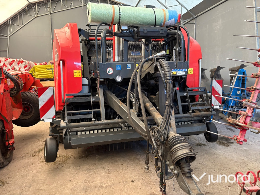 Rundbalspress & Inplastare - Kuhn FBP 3135 Intelliwrap - Presă baloţi rotunzi, Maşina de infoliat baloti: Foto 3 Rundbalspress & Inplastare - Kuhn FBP 3135 Intelliwrap - Presă baloţi rotunzi, Maşina de infoliat baloti: Foto 3