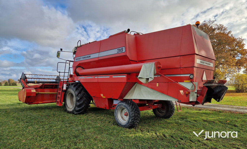 Skördetröska - Massey Ferguson, 36 - Combină de recoltat cereale: Foto 3 Skördetröska - Massey Ferguson, 36 - Combină de recoltat cereale: Foto 3