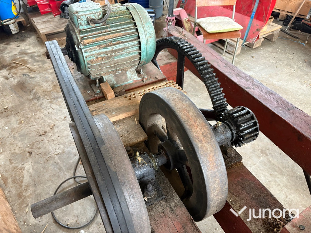 Spånhyvel - Utilaj pentru prelucrarea lemnului: Foto 5 Spånhyvel - Utilaj pentru prelucrarea lemnului: Foto 5