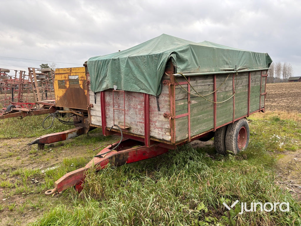 Tippvagn - Remorcă autobasculantă agricolă: Foto 1 Tippvagn - Remorcă autobasculantă agricolă: Foto 1