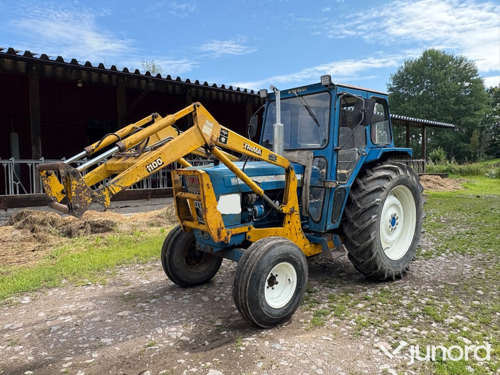 Tractor agricol Traktor Ford 5000 med lastare: Foto 1