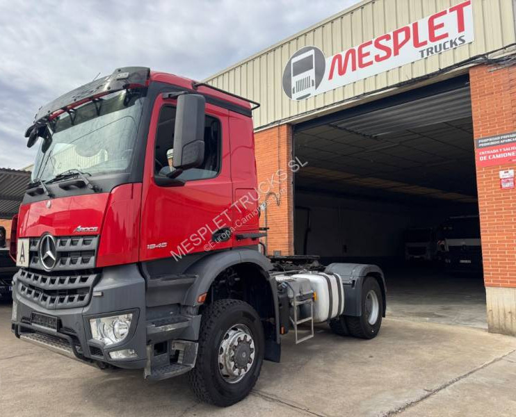 Mercedes Arocs 1846 - Cap tractor: Foto 1 Mercedes Arocs 1846 - Cap tractor: Foto 1