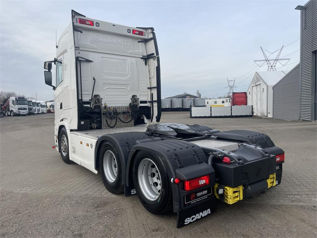 Scania S660 A 6x2 NB 2950  - Cap tractor: Foto 3 Scania S660 A 6x2 NB 2950  - Cap tractor: Foto 3