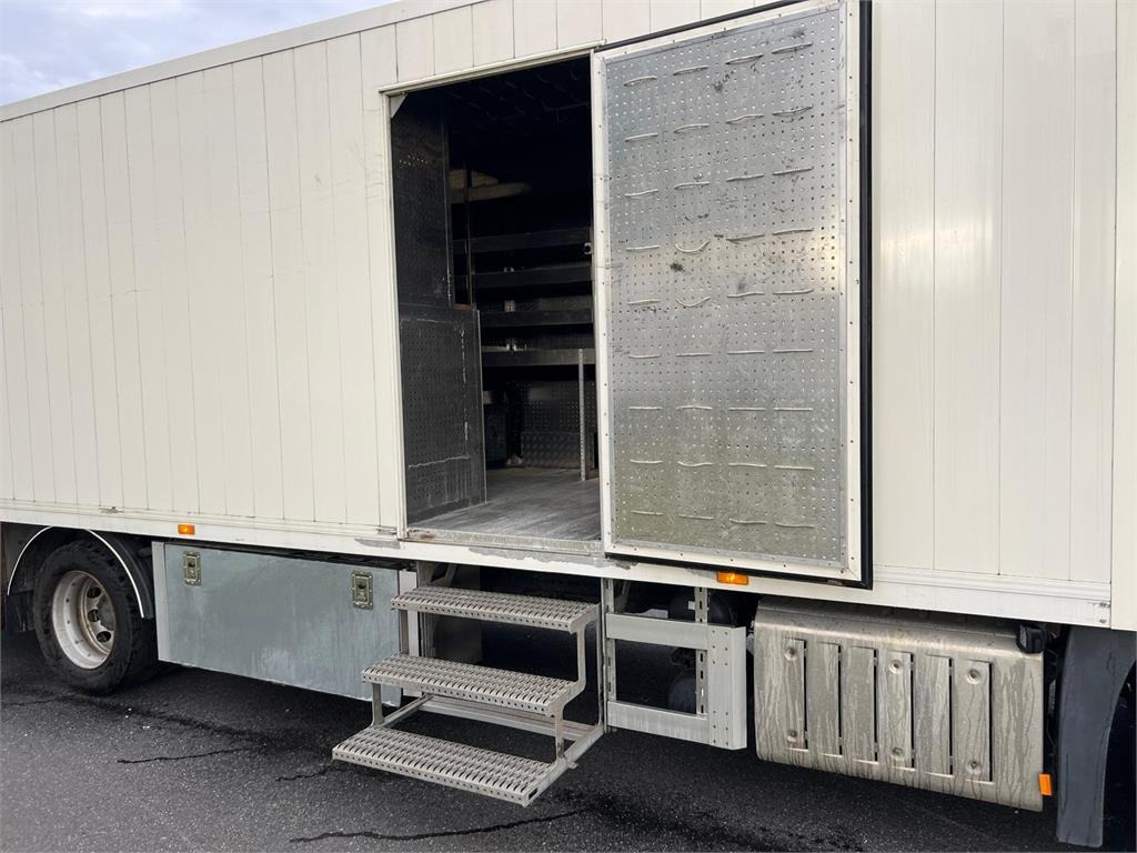 Camion furgon Mercedes-Benz Antos 1824 LnR: Foto 8