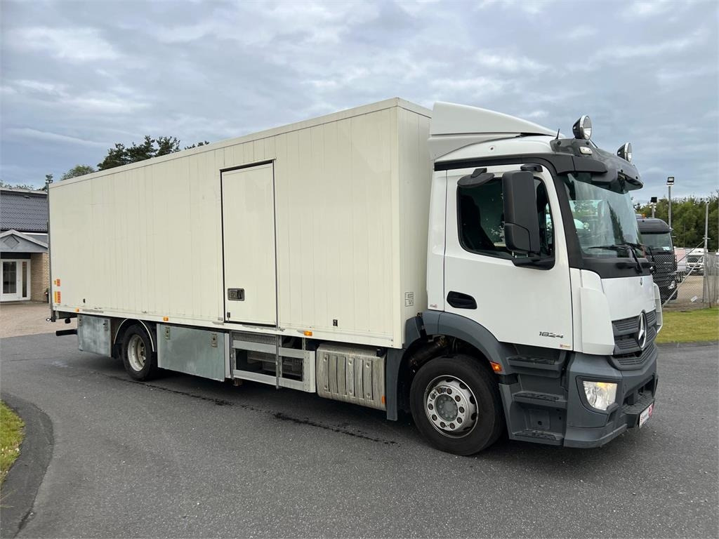 Camion furgon Mercedes-Benz Antos 1824 LnR: Foto 10