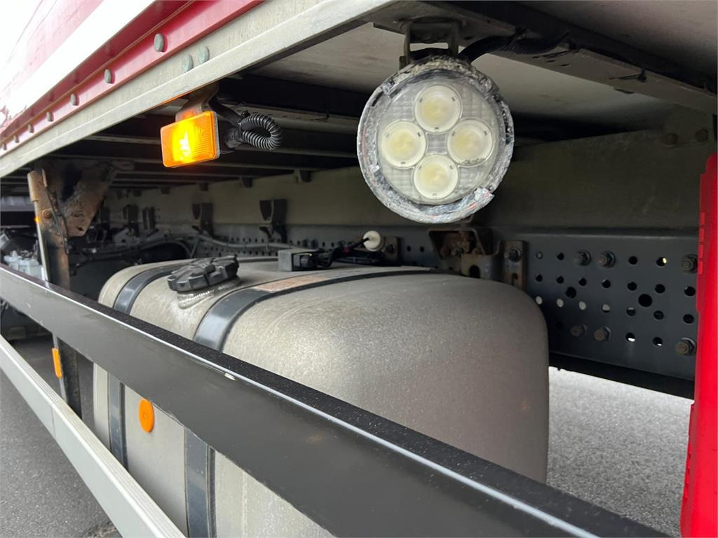 Camion furgon Mercedes-Benz Antos 1827 LnR: Foto 21 Camion furgon Mercedes-Benz Antos 1827 LnR: Foto 21