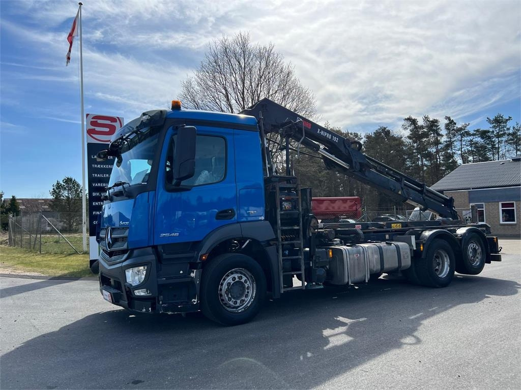 Mercedes-Benz Antos 2546 - Hiab 192 E kran - Camion container de gunoi: Foto 1 Mercedes-Benz Antos 2546 - Hiab 192 E kran - Camion container de gunoi: Foto 1